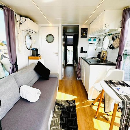 Отель Houseboat Seabreeze Альгеро Экстерьер фото