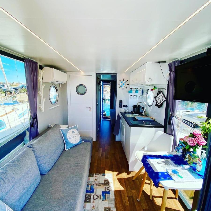 Отель Houseboat Seabreeze Альгеро Экстерьер фото